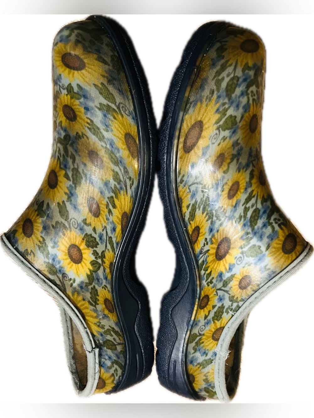 Women’s 9 Waterproof Gardening Clogs With Dr. Scholls Inserts